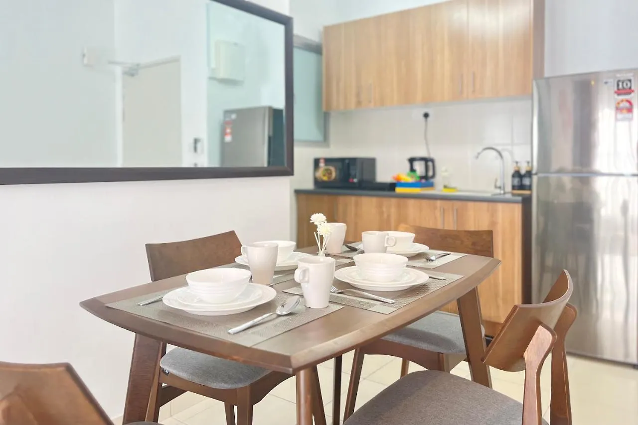 Alanis Designer Suite @ Klia Sepang Apartment